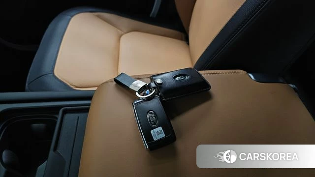 Land Rover Defender (L663) id 4995896 из Кореи 7