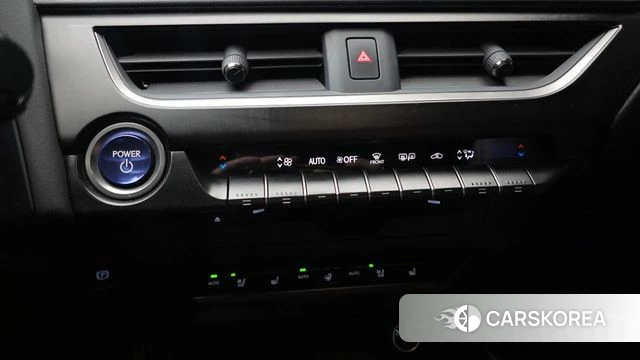 Lexus UX250h id 5028025 из Кореи 7