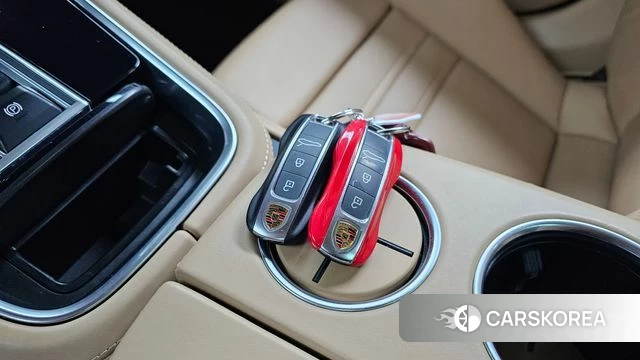 Porsche Panamera (971) id 4943064 из Кореи 7