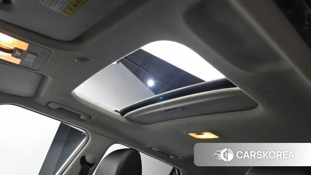 Hyundai Venue id 5028917 из Кореи 7