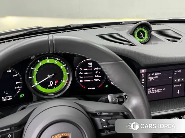 Porsche 911(992) id 4785297 из Кореи 7