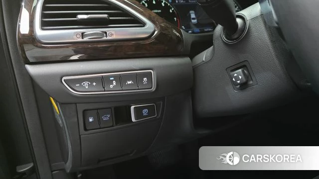 Genesis G90 id 4543215 из Кореи 8