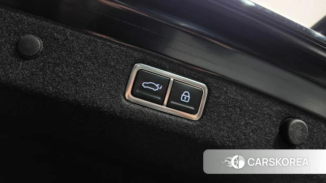 Hyundai Grandeur Hybrid (GN7) id 4980212 из Кореи 7