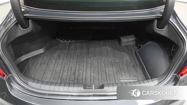 Hyundai Grandeur IG Hybrid id 4737190 из Кореи 7