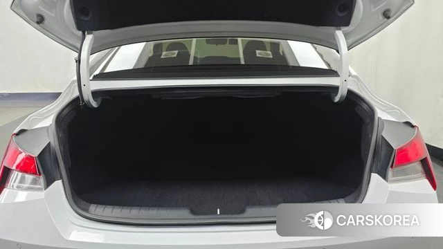 Hyundai Avante Hybrid (CN7) id 5027519 из Кореи 7