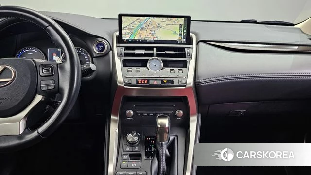 Lexus NX300h id 4633176 из Кореи 8