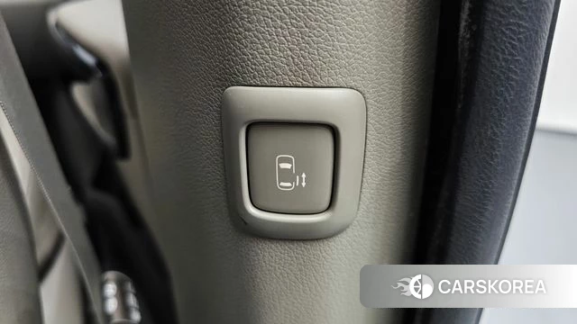 Kia All New Carnival id 5042225 из Кореи 7