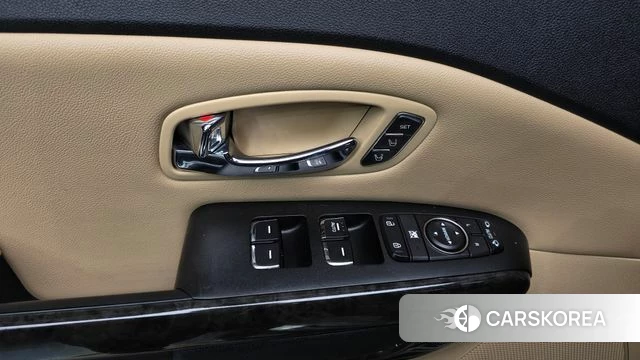 Kia The New Carnival id 4988272 из Кореи 7