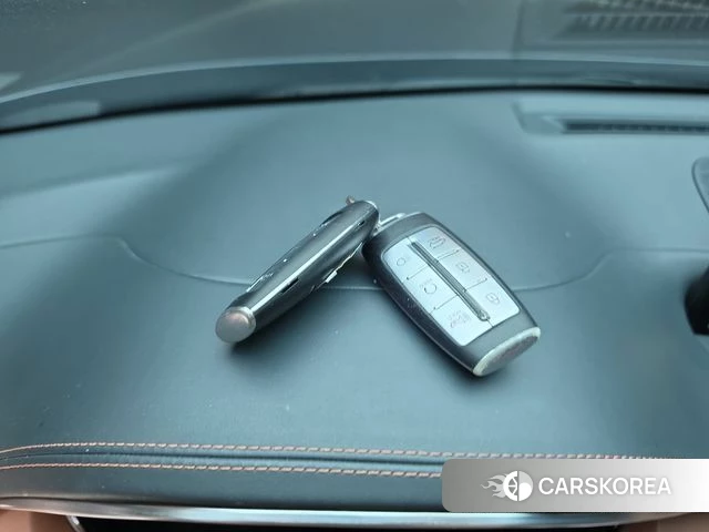 Genesis GV70 id 4958424 из Кореи 7