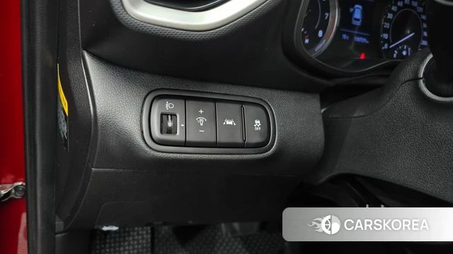 Hyundai Venue id 5018268 из Кореи 7