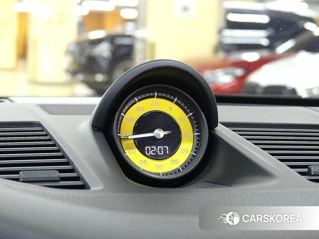 Porsche 911(992) id 4775679 из Кореи 7