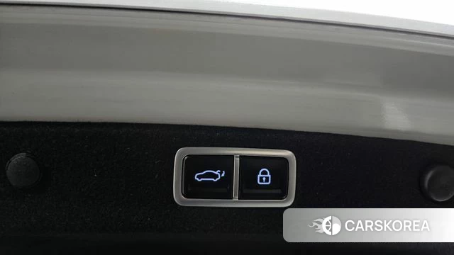 Hyundai Grandeur Hybrid (GN7) id 4950843 из Кореи 7