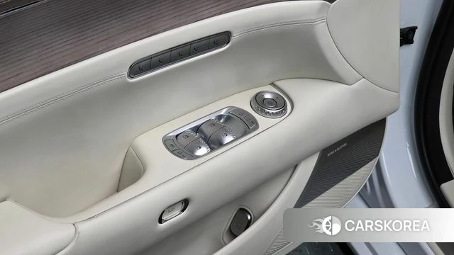 Genesis G90 (RS4) id 5002231 из Кореи 7