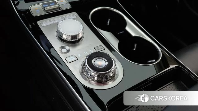 Genesis GV70 id 5001914 из Кореи 7