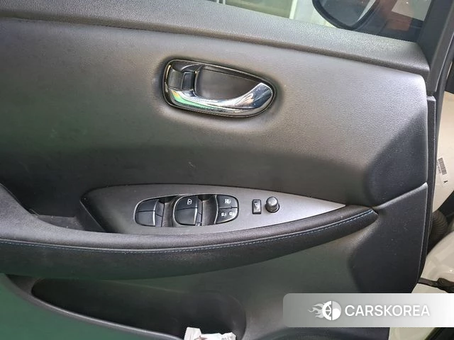 Nissan Leaf (ZE1) id 5023690 из Кореи 7