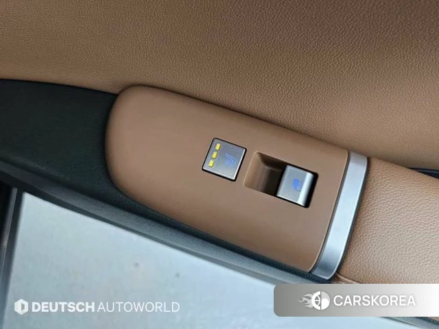 Hyundai Grandeur (GN7) id 5001923 из Кореи 7