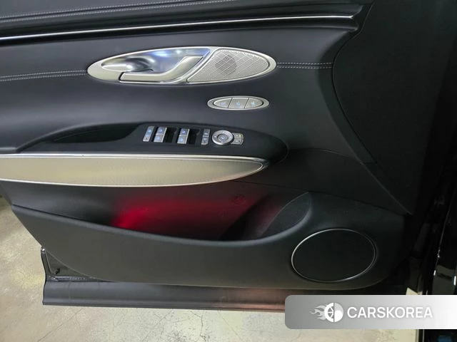 Genesis GV70 id 5021915 из Кореи 7