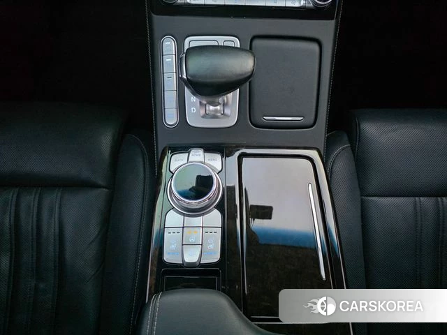 Genesis G90 id 5004171 из Кореи 7