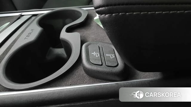 Tesla Model Y id 4726065 из Кореи 7