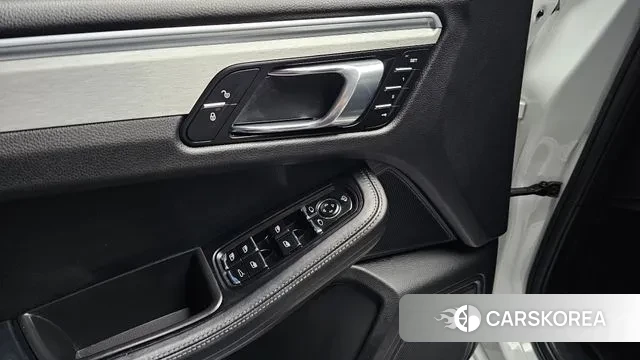 Porsche Macan id 3687728 из Кореи 7