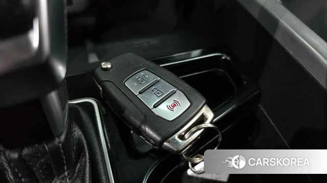 Ssangyong Torres id 4951136 из Кореи 7