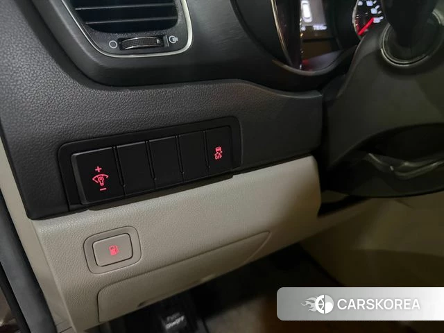 Kia The New Carnival id 5031186 из Кореи 7