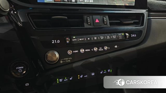 Lexus ES300h 7th generation id 5045993 из Кореи 7