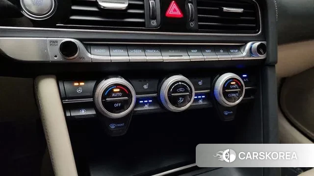 Genesis G70 id 3454844 из Кореи 7