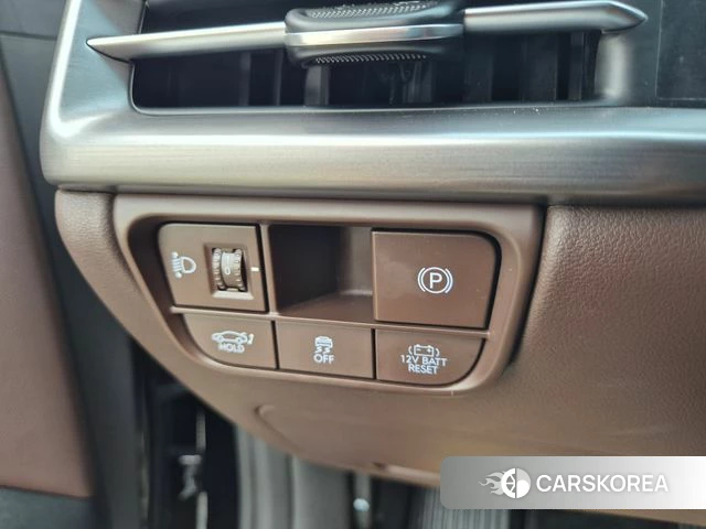 Hyundai Grandeur Hybrid (GN7) id 4740009 из Кореи 7