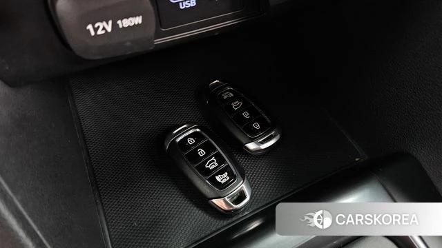Hyundai Veloster (JS) id 4794356 из Кореи 7