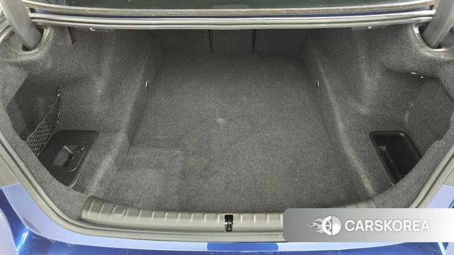BMW 5 Series (G30) id 4978299 из Кореи 7