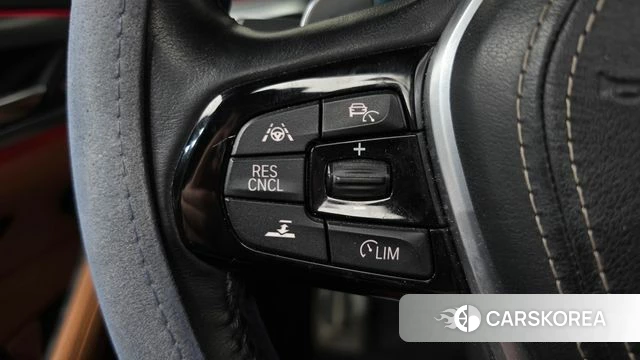 BMW 5 Series (G30) id 4988426 из Кореи 7