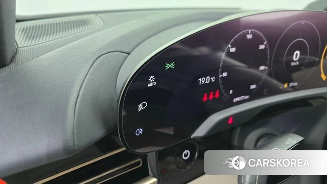 Porsche Taycan id 4943287 из Кореи 7
