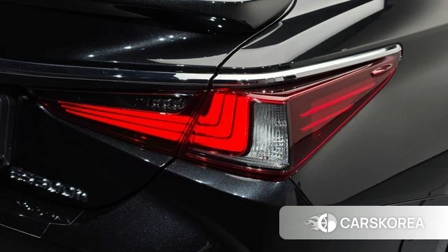 Lexus ES300h 7th generation id 5039496 из Кореи 7