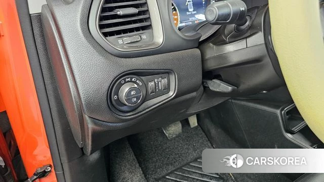 Jeep Renegade id 5023682 из Кореи 7