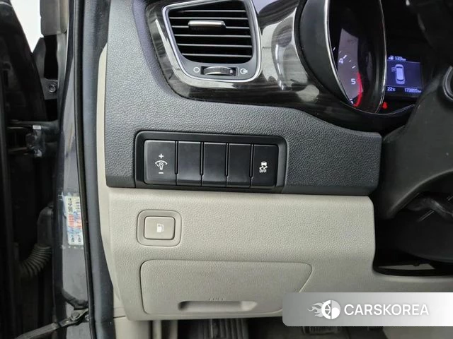 Kia The New Carnival id 4943983 из Кореи 7