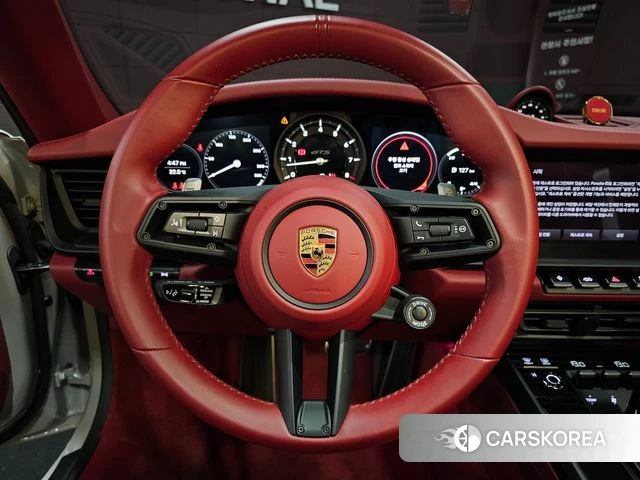 Porsche 911(992) id 4980512 из Кореи 7