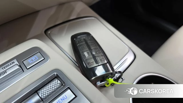 Genesis GV70 id 5002276 из Кореи 7