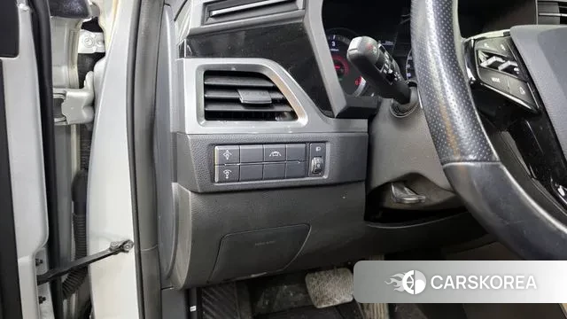 Ssangyong Beautiful Korando id 3766131 из Кореи 7