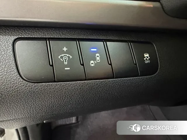 Hyundai Avante AD id 3622541 из Кореи 7