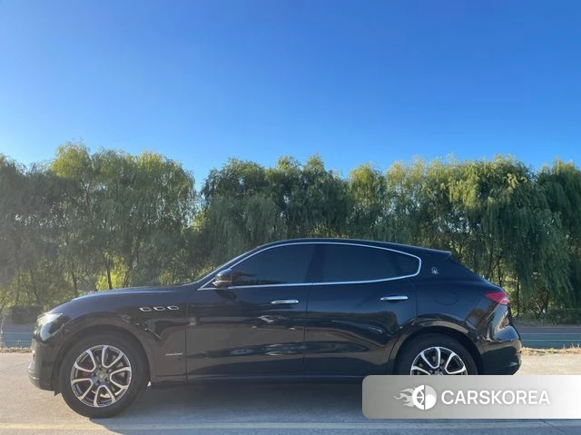 Maserati Levante id 5041603 из Кореи 7