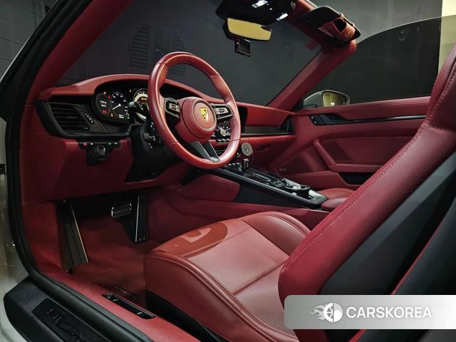 Porsche 911(992) id 5022522 из Кореи 7