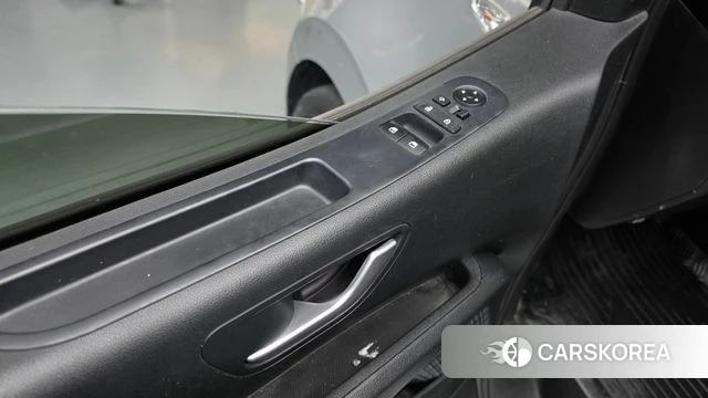 Hyundai Staria id 4997424 из Кореи 7