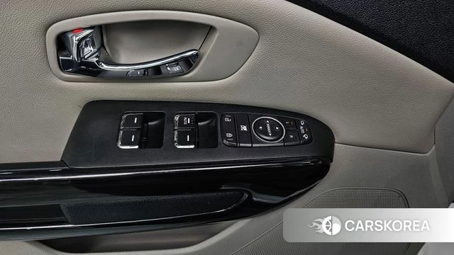 Kia The New Carnival id 4581774 из Кореи 7
