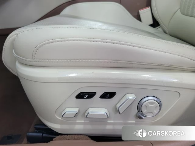 Hyundai The New Granger Hybrid (GN7) id 4756855 из Кореи 7