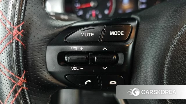 Kia Stonic id 5035105 из Кореи 7