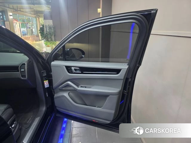 Porsche Cayenne (PO536) id 4764647 из Кореи 7