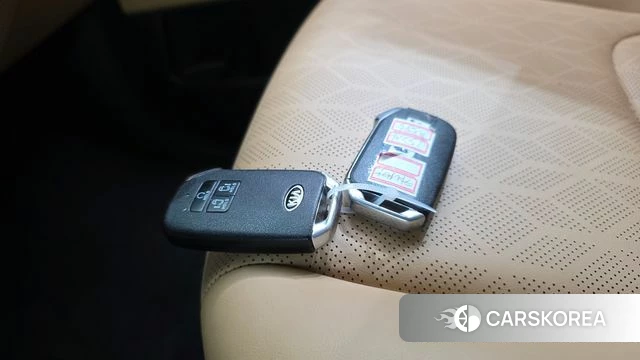 Kia Carnival 4th generation id 5028237 из Кореи 7