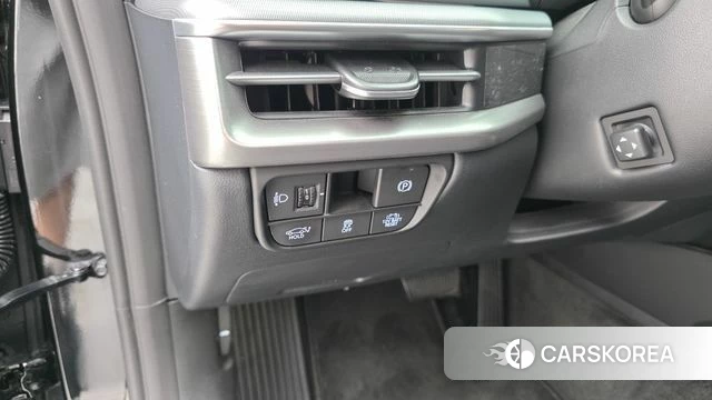 Hyundai Grandeur Hybrid (GN7) id 4778496 из Кореи 7