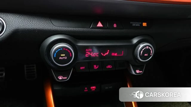 Kia Stonic id 5023204 из Кореи 7